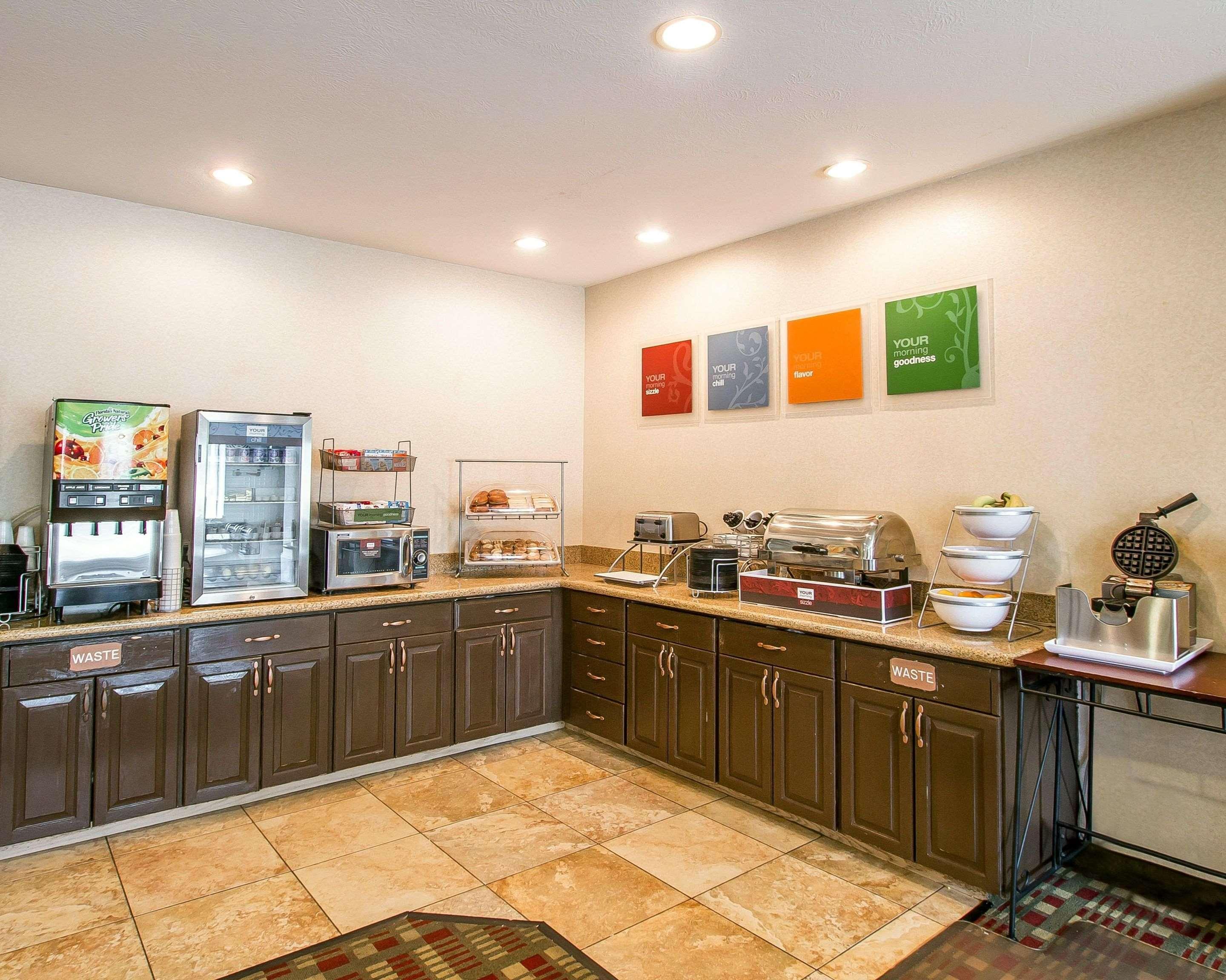 Comfort Suites Peoria Sports Complex Luaran gambar