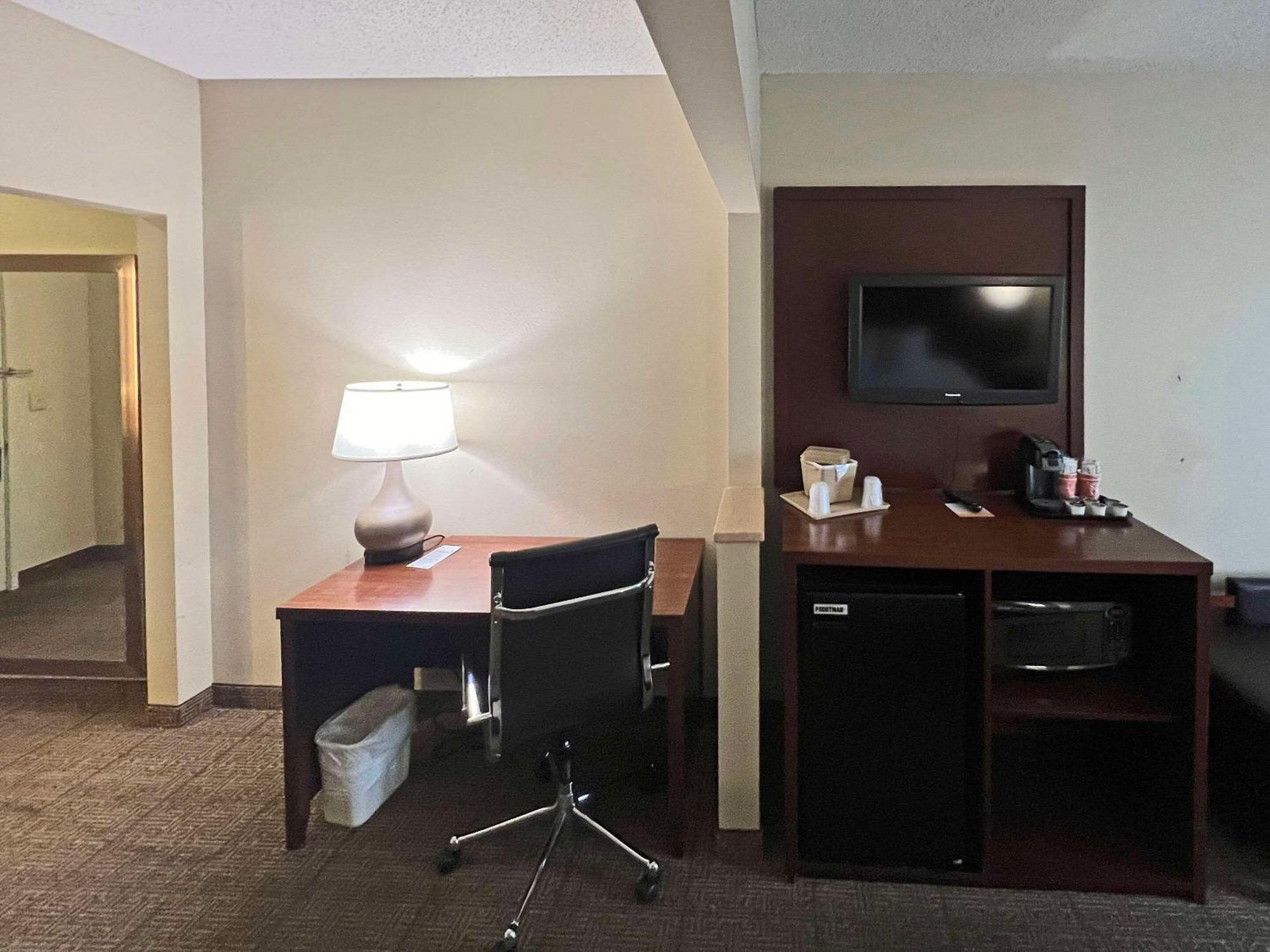 Comfort Suites Peoria Sports Complex Luaran gambar
